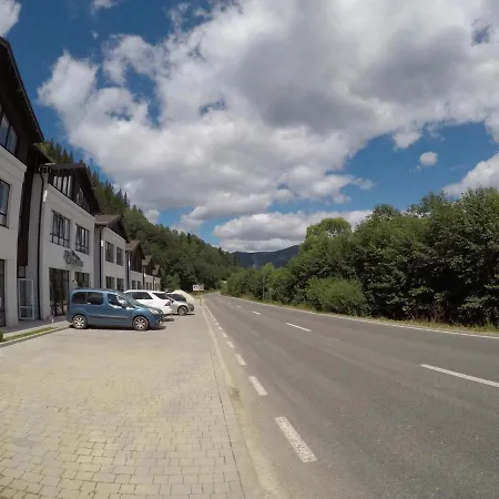 Edelberg Appartement Tatariv